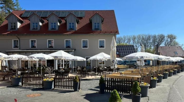 Hotel Gaststätte Weinbrücke - Unser "Biergarten"